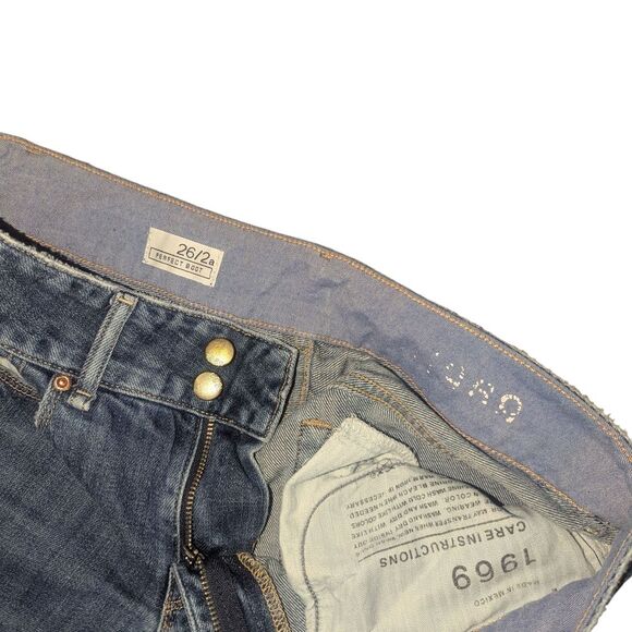 🛍️GAP Denim Flare Jeans in Classic Blue - Picture 4 of 5